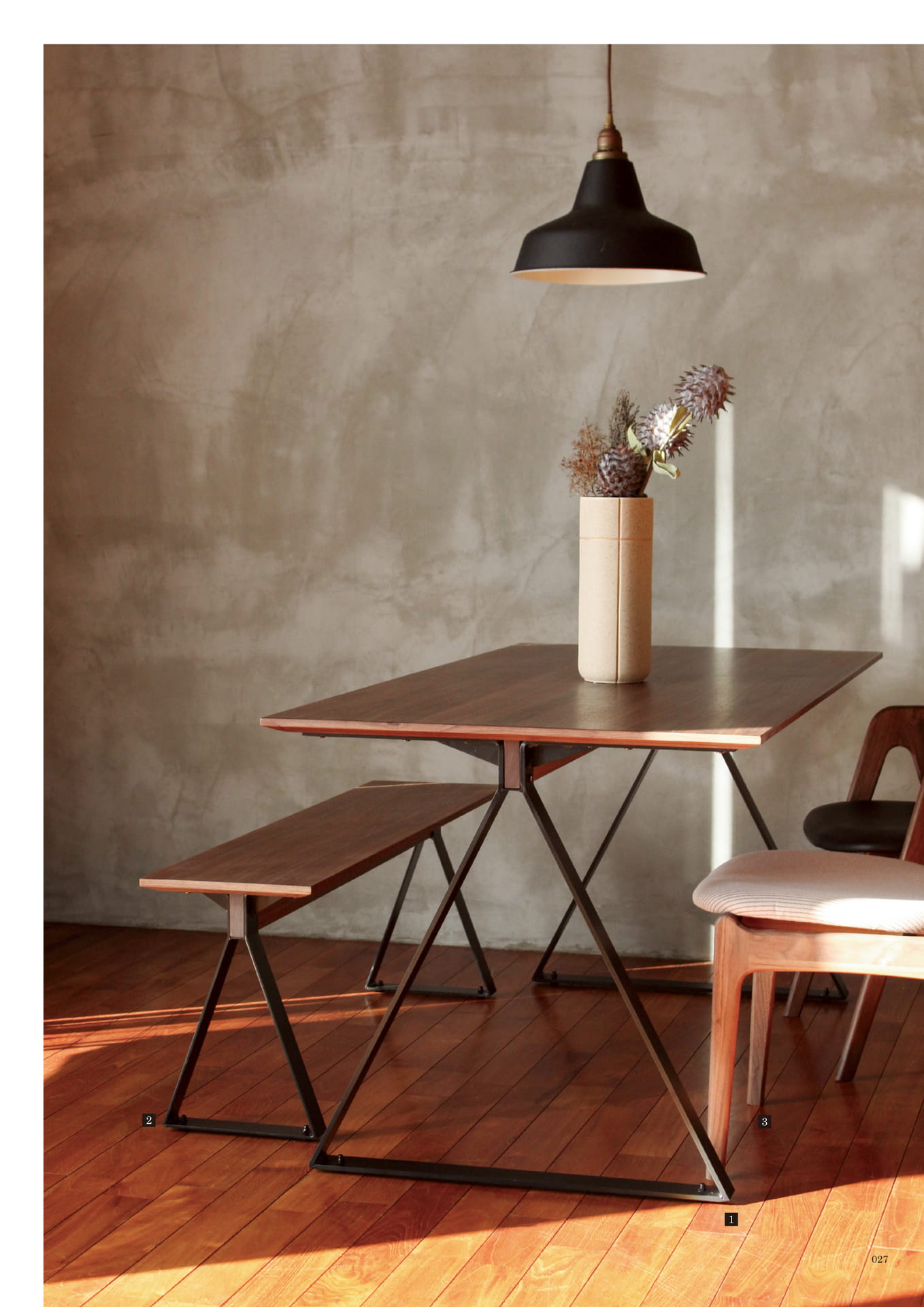 027 | TABLE(29ページ目)