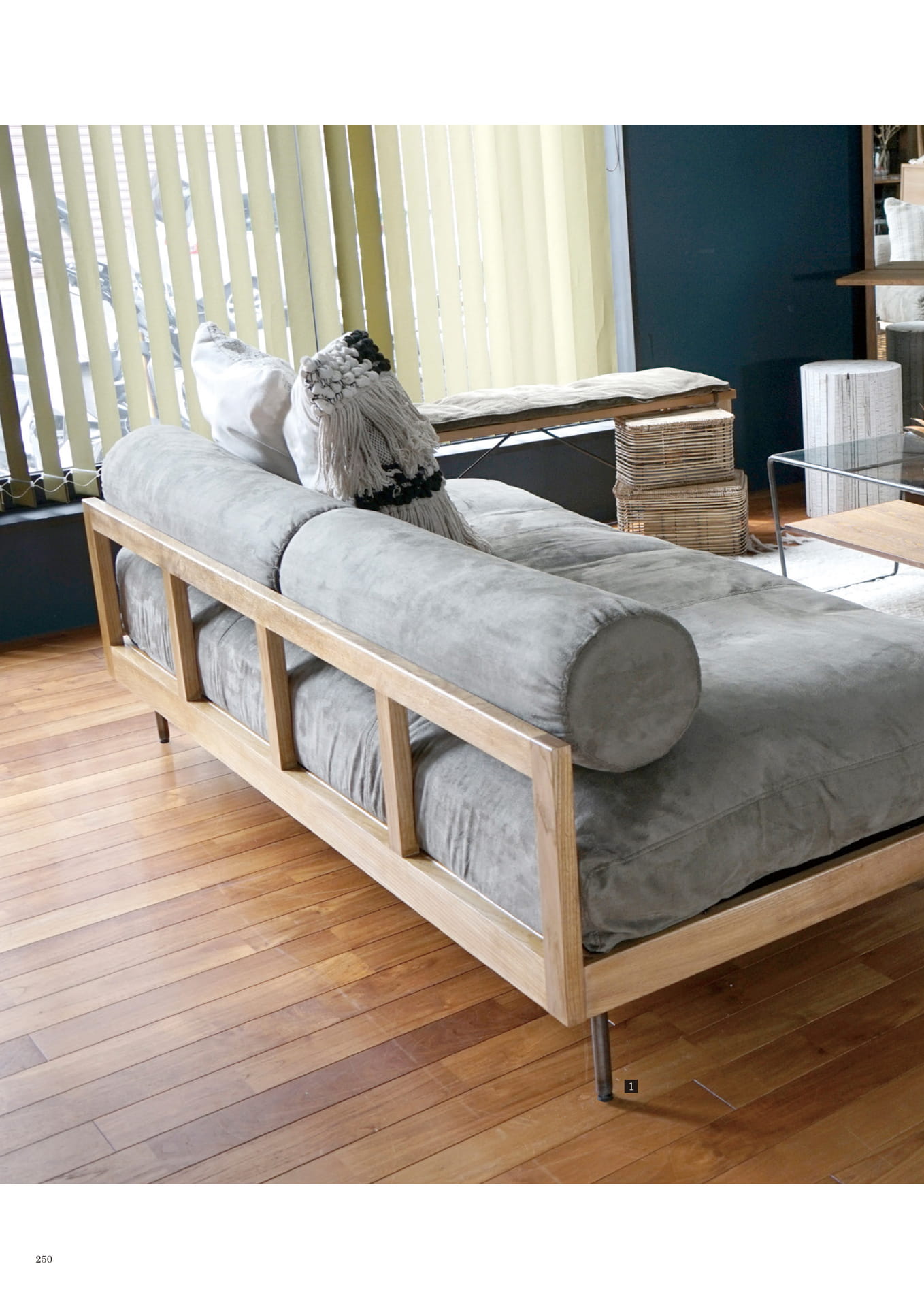 250 | SOFA(252ページ目)